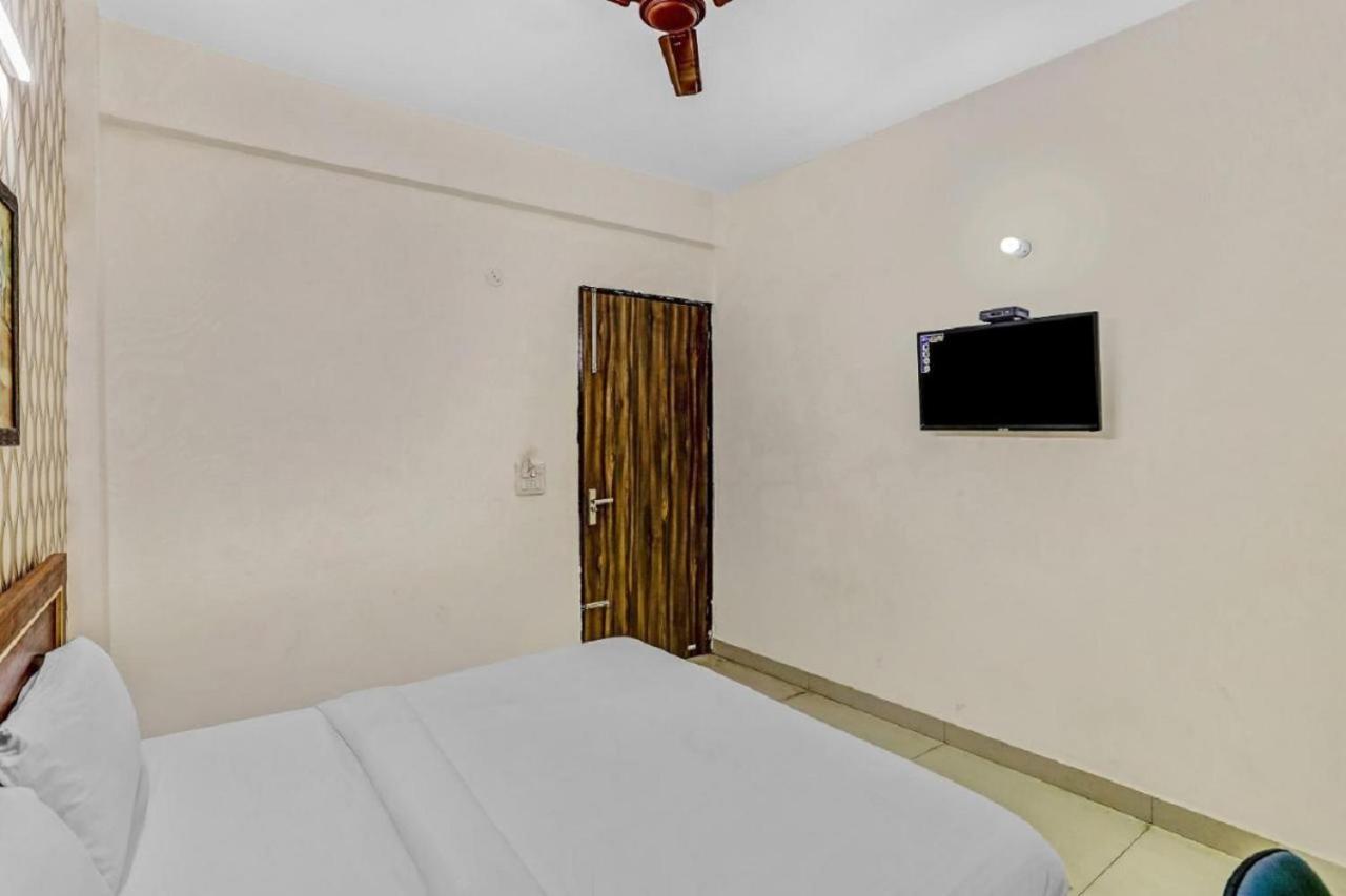 Hotel Noida Continental At Noida City Center Exteriér fotografie